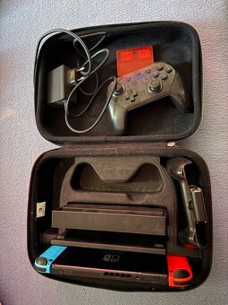 Nintendo Switch Červeno-modrý - 2