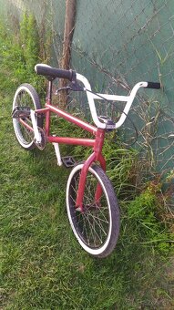 Predám bicykel BMX GT - 2