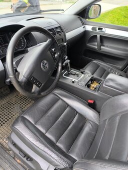Predám touarega 3.0v6 4500€ - 2