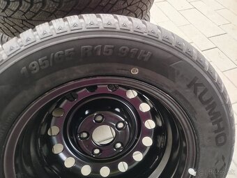 Kumho 195/65 R15 zimne pneu s diskami - 2