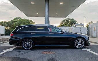Mercedes Benz E350d 4x4 AMG - 2