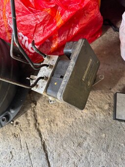 abs dsc jednotka bmw e90 - 2