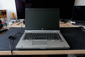 HP EliteBook 8460p - Core i5, 4GB RAM, 250GB SSD, ATI GPU - 2