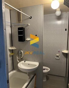JKV REAL / 2 izbový byt Bratislava - Petržalka - 2