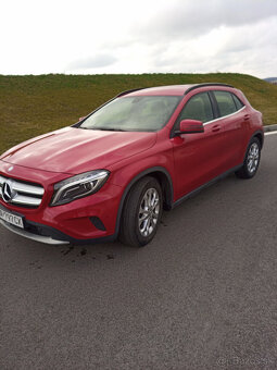 Mercedes-Benz GLA 200 CDI - 2