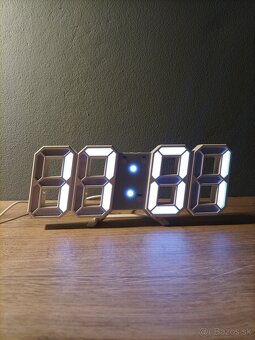 LED hodiny s alarmom - 2