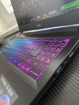 MSI KATANA 15, 64 GB/NVIDIA RTX 4060 8GB/i7-13620H/1 TB SSD - 2