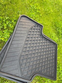 original gumove rohoze Mercedes B trieda, W246 - 2