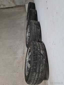 Predám sadu 4 kusy ALU diskov 5x112 r15 s pneu - 2