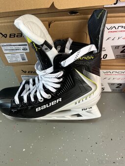 korcule Bauer Vapor FLY40 - 2