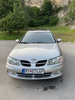 Nissan Almera N16 hatchback - 2