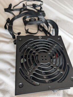 SilverStone Essential Gold ET650-HG 650W - 2