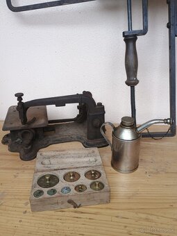 Závažia a olejnička - 2