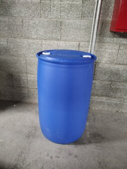 Predám plastový nový sud 230 Lit. - 2