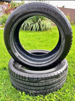 225/45r18 - 2