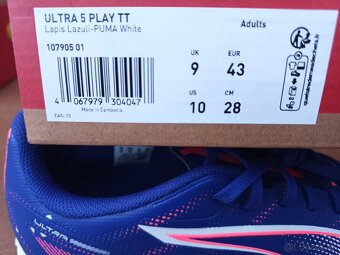 Pánské turfy / kopačky / sálovky Značky Puma Ultra, velikost - 2