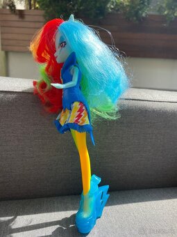 Predám rockovú bábiku My little pony - 2