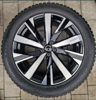 Zimní originál sada alu Volvo XC90 275/45R20 110V - 2