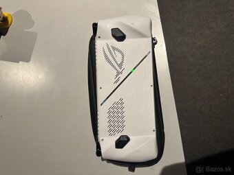 Asus ROG Ally Z1 extreme - 2