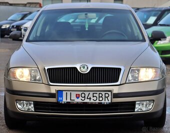 Škoda Octavia 1.6 Ambiente - 2
