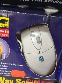 myš A4Tech USB 4-Way Scrolling Mouse 》rare retro hardware - 2