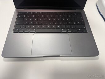 ZARUKA Macbook Pro 14” m2 32gb ram 512gb ssd - 2