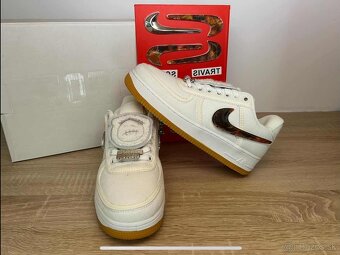 Nike Air Force - 2