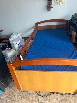 Polohovateľna posteľ pre zdravotne postihnutých - 2