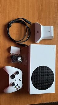 Predám Xbox Series S 500GB - 2