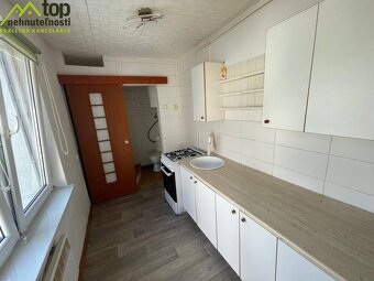 Solčany 4-izbový RD + samostatná letná kuchyňa ZNÍŽENÁ CENA - 2