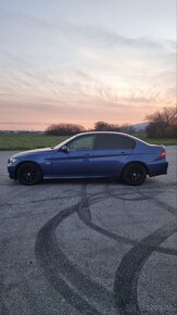 BMW E90 320d - 2