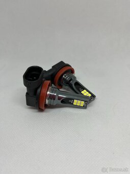Hmlová LED žiarovka HB4 - pár - 2