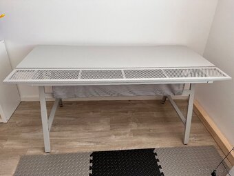 Predám Hráčsky stôl Ikea UTESPELARE - 2