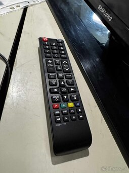 Predám LED Samsung TV 82cm nemá youtube. - 2