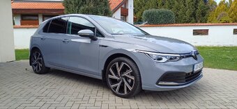 VW Golf 8 1,5 TSI 110kw,r.v5/2024,novéSR,1majitel,6020km - 2