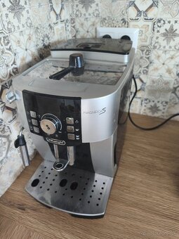 Delonghi Magnifica S - 2