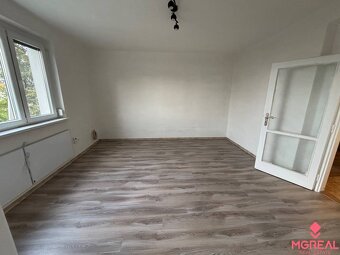 2 a pól izbový byt Topoľčany / PRENAJOM - 2