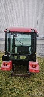 UNIVERSALNÍ TRAKTOROVÁ KABINA - 2