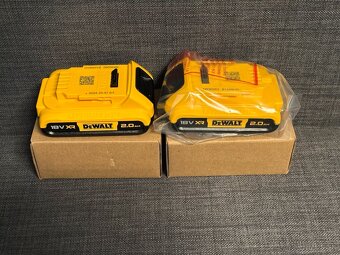 4x Nová Aku baterie DeWALT DCB183 18V XR 2Ah Li-ion - 2