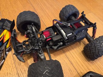 Auto na diaľkové - 2