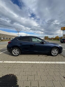 Mazda 3 1.5i (74kW) - 2