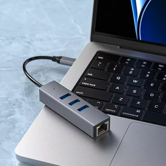 3x USB 3.1 HUB s Ethernetom 1Gb/s + spätná kompatibilita USB - 2