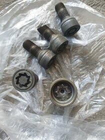 Bezpečtnostné šróby - 2