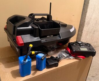 Zavážacia loďka s GPS - 2