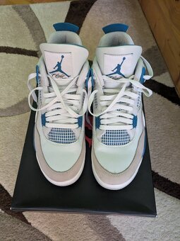 Jordan 4 Military Blue - 2