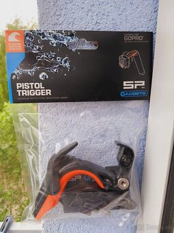 Náhradné diely na pištoľ ku GoPro a hlavice na selfie tyč - 2
