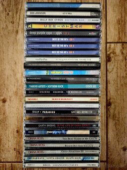Predám 250 originál CD albumov (1) - 2