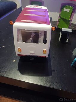 Schleich mobilná ambulancia - 2