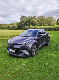 Toyota c-hr hybrid - 2