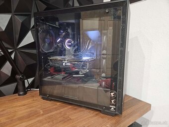 I9-9900k a 2080 herny pc - 2
